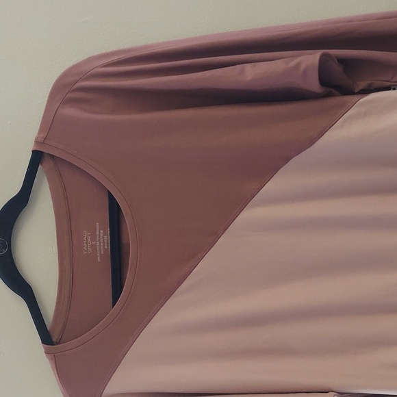 TAHARI SPORT Diagonal Color Block Dolman Sleeve Pullover Top - Picture 3 of 11